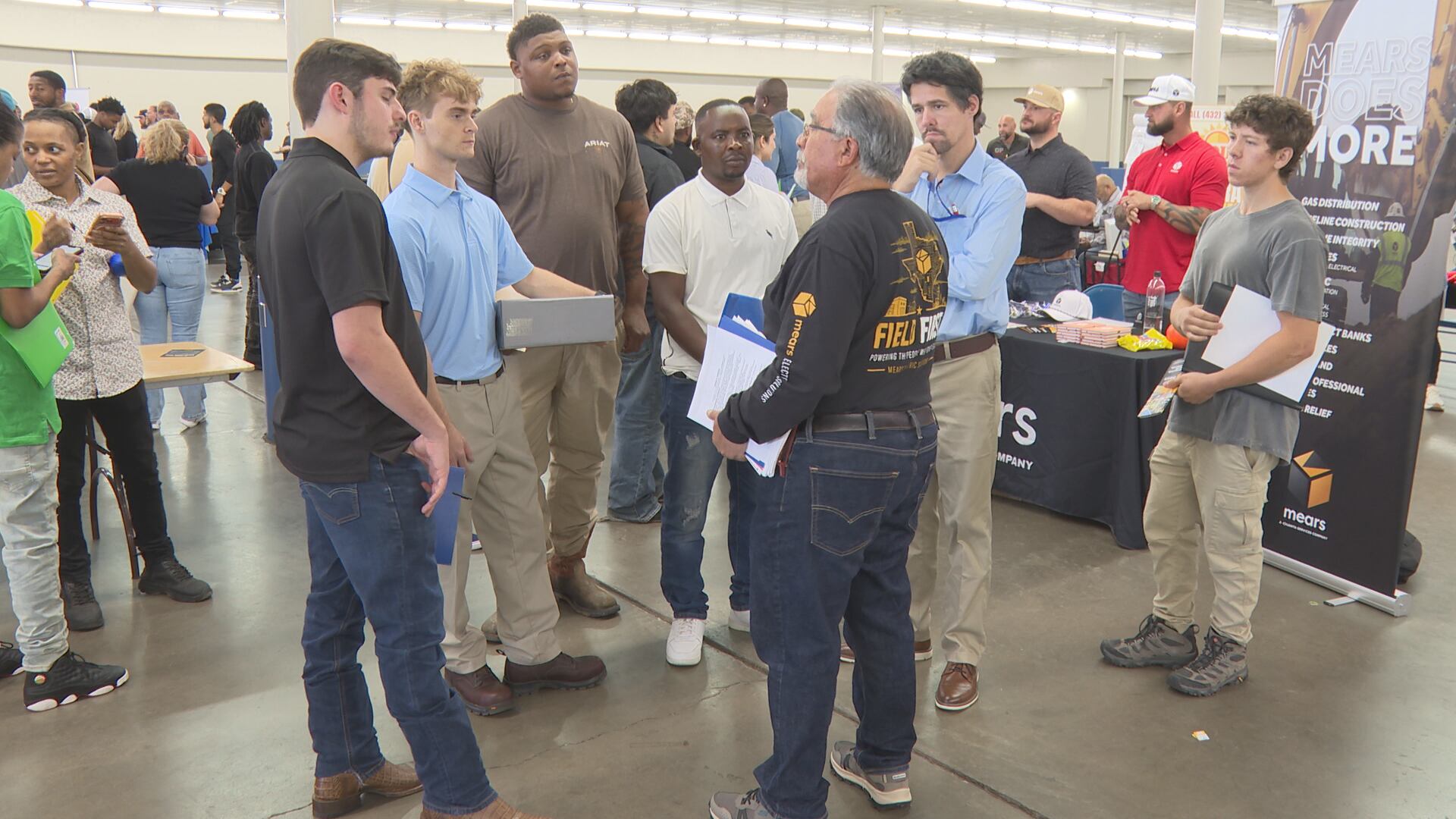 Hundreds Attend Oil And Gas Hiring Event In Odessa