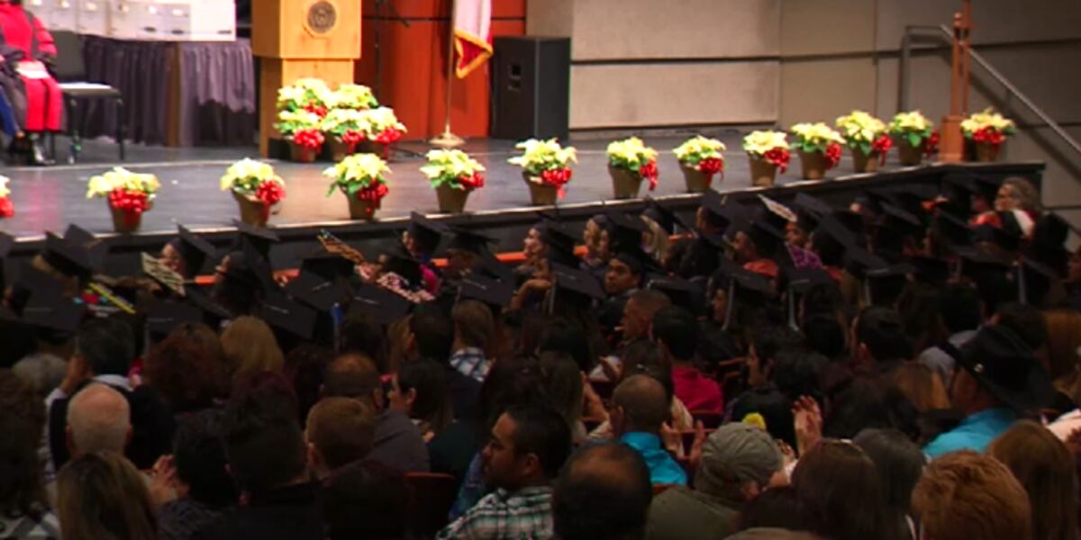 Utpb Graduation 2015 UTPB Graduates Walk the Stage