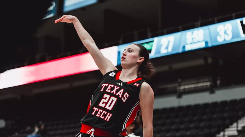 Bailey Maupin dropped 22 points and Snudda Collins added 10 as the Texas Tech Lady Raiders...