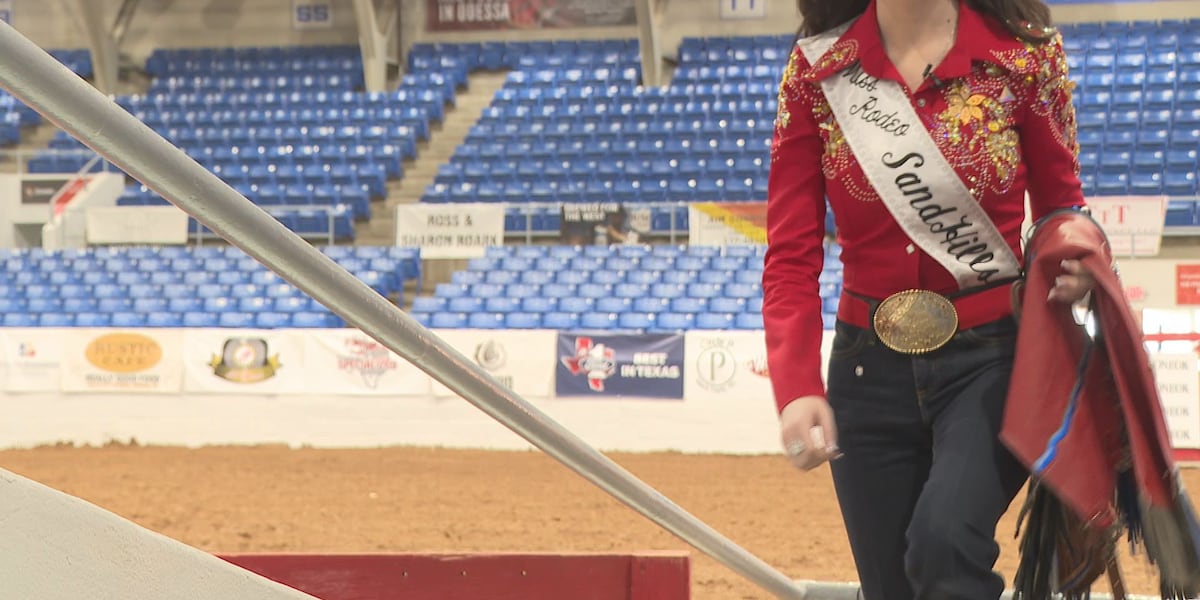 Cow Girl Royle High COWGIRL ROYALTY: A look at what it takes to be a rodeo queen