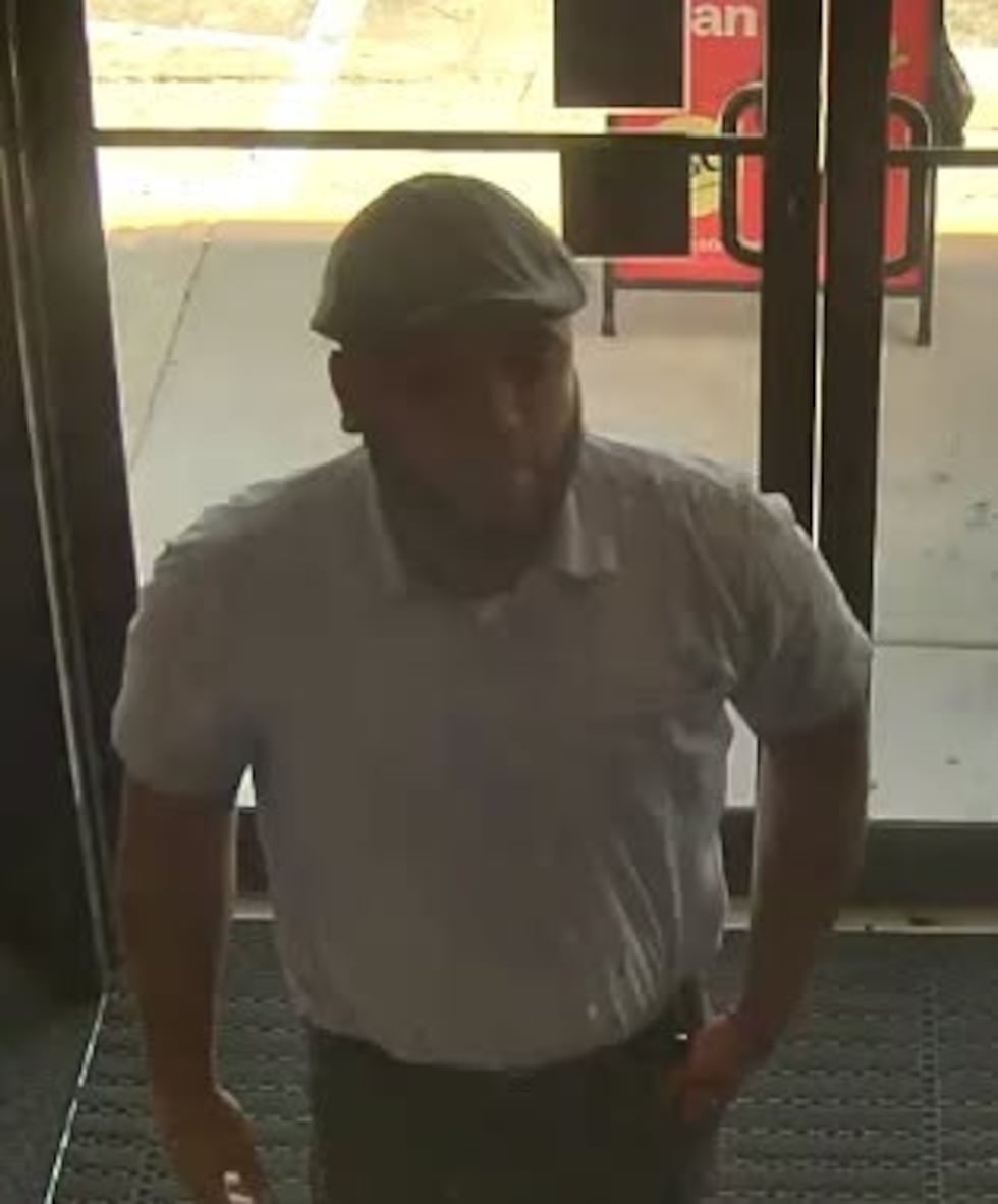 Odessa police seeking man in $4K credit card fraud case