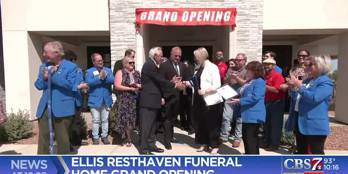 Ellis Resthaven Funeral Home holds grand opening