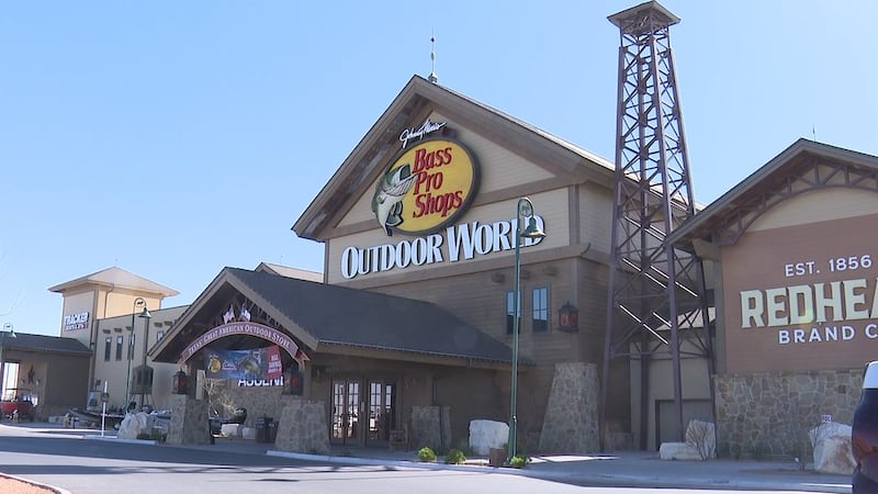 Bass Pro Shops donates 40 rods and reels in Odessa to help more kids discover fishing