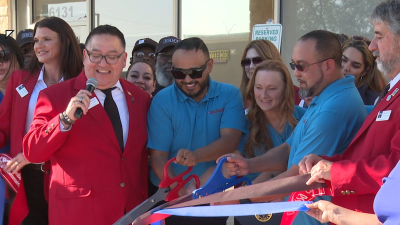 Excel ER held a ribbon cutting ceremony and fall festival earlier today to celebrate 10 years...